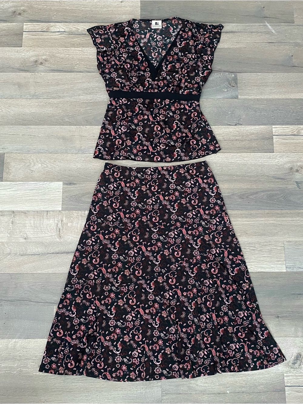 Vintage Y2K Black Floral Paisley 2 Piece Set Top Midi Skirt Whimsigoth Fairy